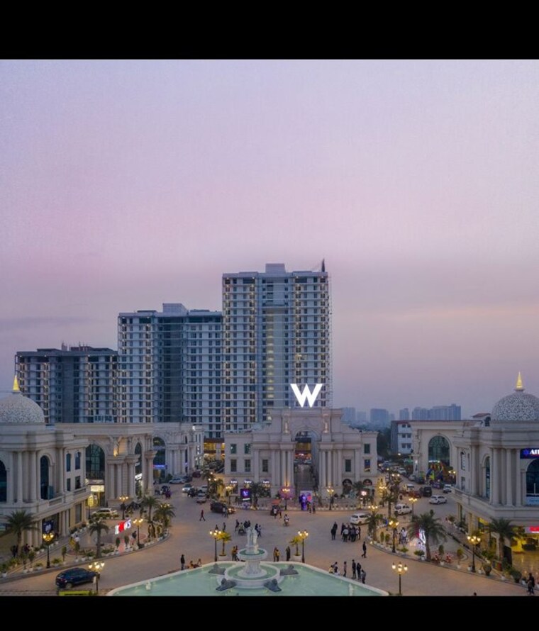 Exterior View, omaxe-world-street Commercial Showroom 1600 Sq.Ft. In Sector 79 Faridabad 9848358