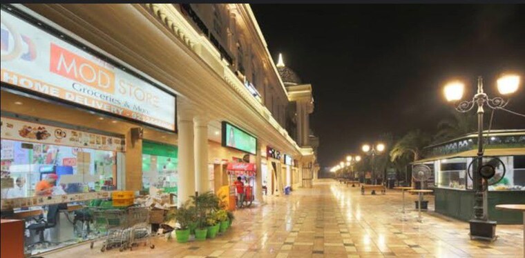 Exterior View, omaxe-world-street Commercial Showroom 1600 Sq.Ft. In Sector 79 Faridabad 9848358