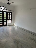 1 BHK + Extra Room 450 Sq.Ft. Independent House in RWA Apartments Sector 26