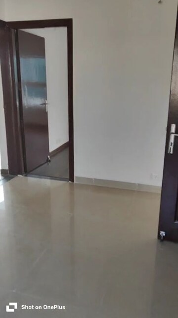 Room in 3 BHK Apartment at BPTP Park Elite Premium, Sector 84 – for Sale