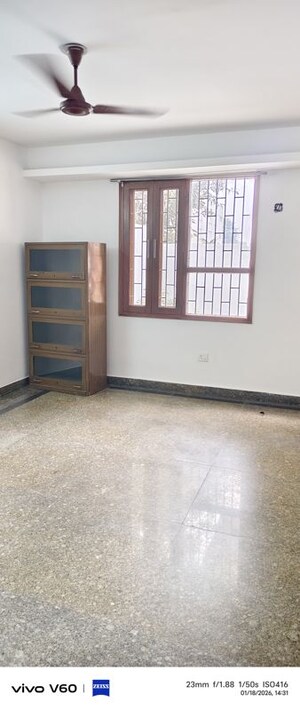 Room in 3 BHK Independent House at Sector 105 – for Rent