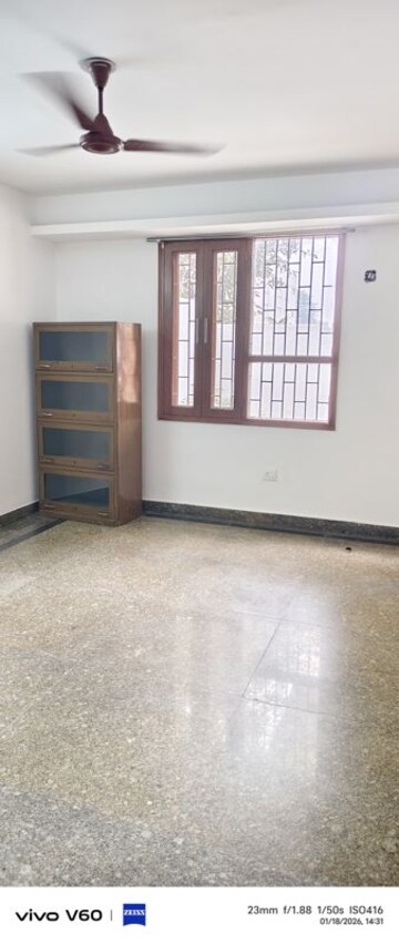 Room in 3 BHK Independent House at Sector 105 – for Rent