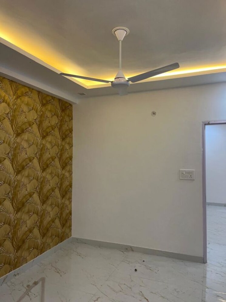 Room, sector 12 greater noida 4 Bedroom 2195 Sq.Ft. Villa In Sector 12 Greater Noida Greater Noida 9848516