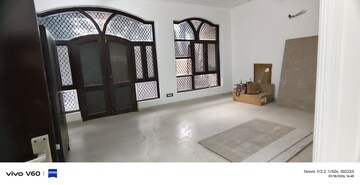 Room in 3 BHK Independent House at Gardenia Glory, Sector 46 – for Rent