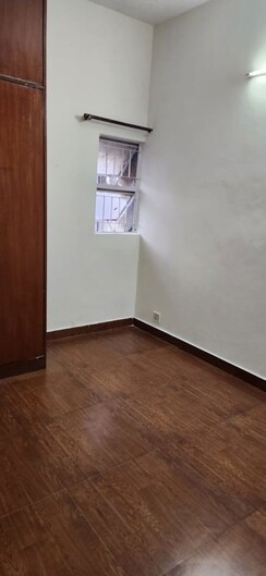 5 BHK + Pooja Room Builder Floor For Sale in Alaknanda
