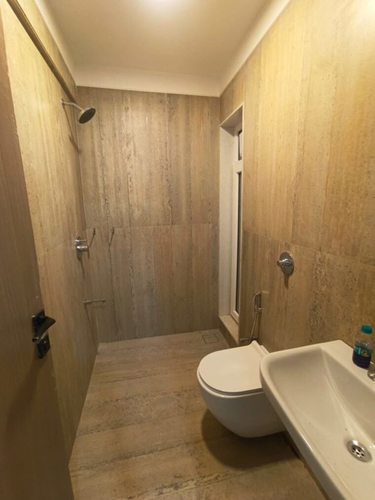 Bathroom, sidhivinayak-flora 2 Bedroom 650 Sq.Ft. Apartment In Chembur Mumbai 9848527