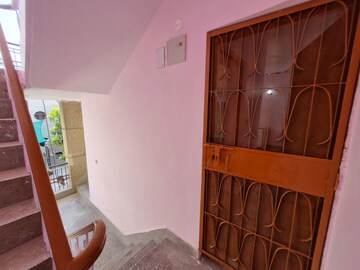 Furnished Amenities in 1.5 BHK Independent House at RWA Apartments Sector 19, Sector 19 – for Rent