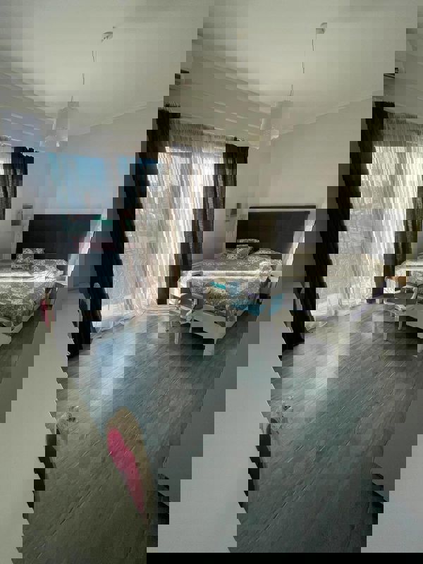 4 BHK 2850 Sq.Ft. Apartment in Oberoi Realty Sky Heights