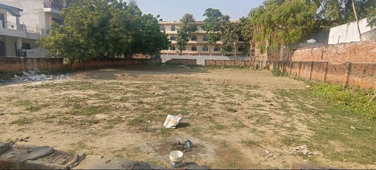 undefined, jankipuram  2000 Sq.Ft. Plot In Jankipuram Lucknow 9848569