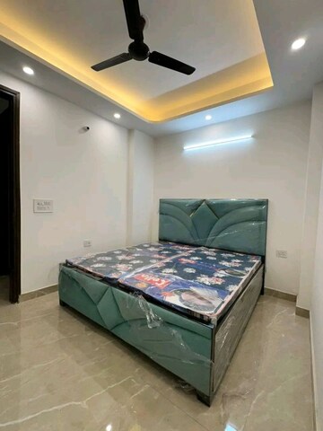 Bedroom in 1 BHK Builder Floor at Chattarpur – for Rent