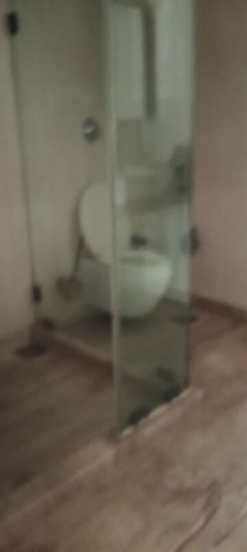 Master Bedroom in 5 BHK Villa at Manish Tower, Andheri West – for Rent