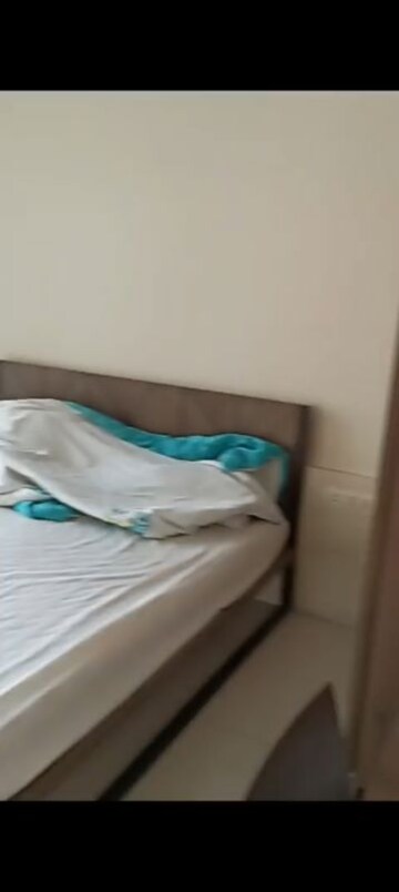 Furnished Amenities in 3 BHK Apartment at Runwal Elegante, Andheri West – for Rent