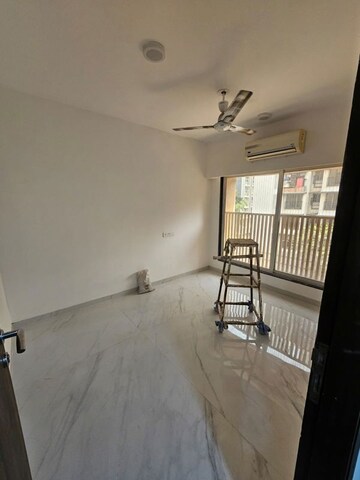 Room in 2 BHK Apartment at Vishwa Bhuvan, Chembur – for Rent