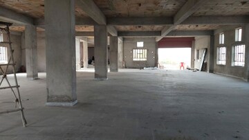 Parking in  Showroom at Mansarovar – for Rent