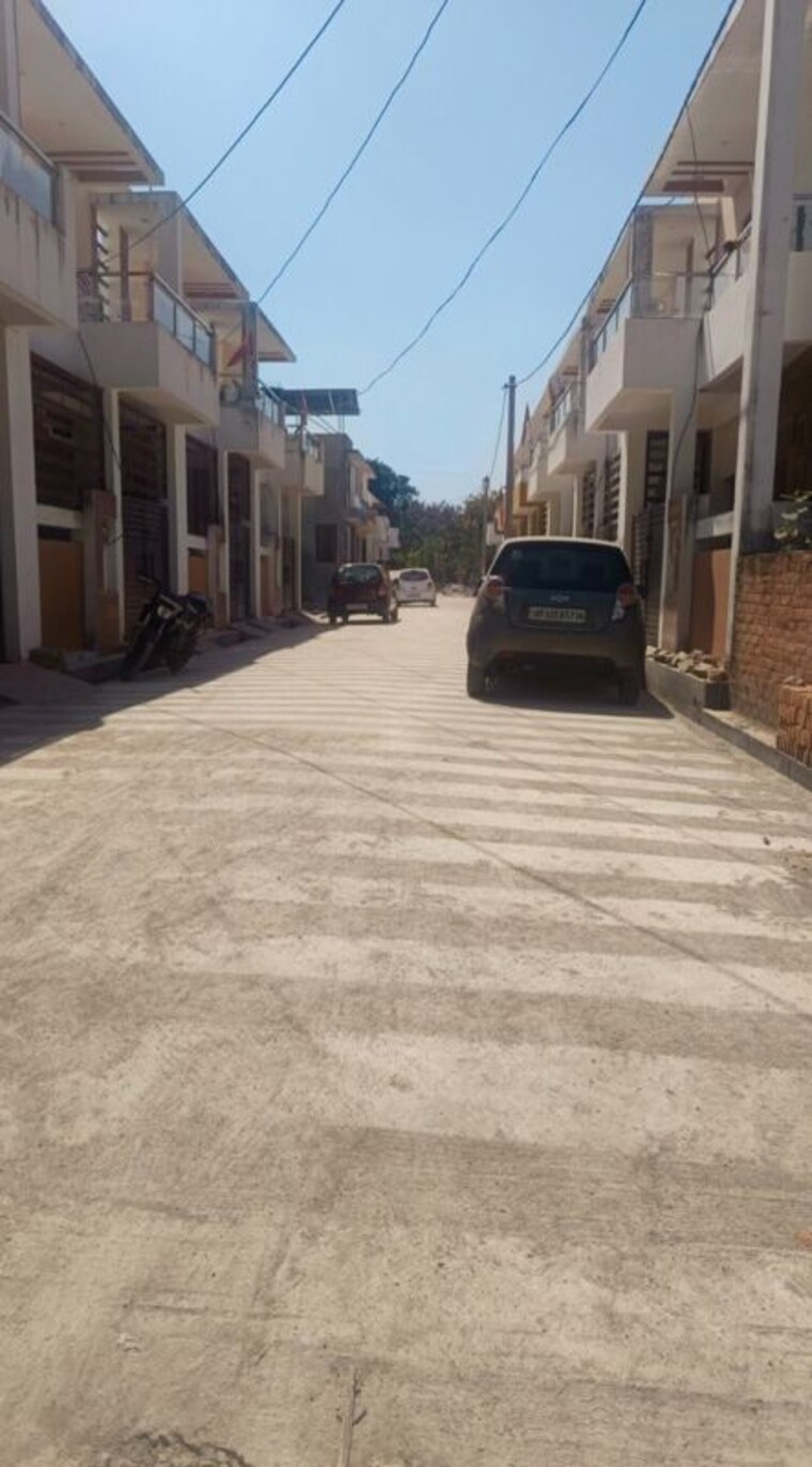  Parking, jankipuram 2 Bedroom 1000 Sq.Ft. Independent House In Jankipuram Lucknow 9848627