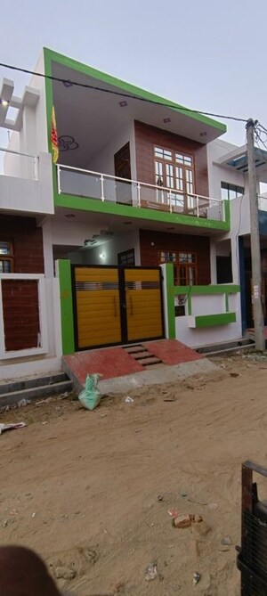 2 BHK Independent House For Sale in Jankipuram