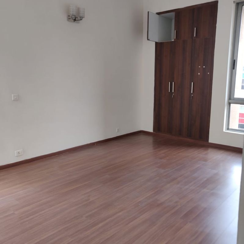 3 BHK + Servant Room 1950 Sq.Ft. Apartment in Pioneer Park Phase 1