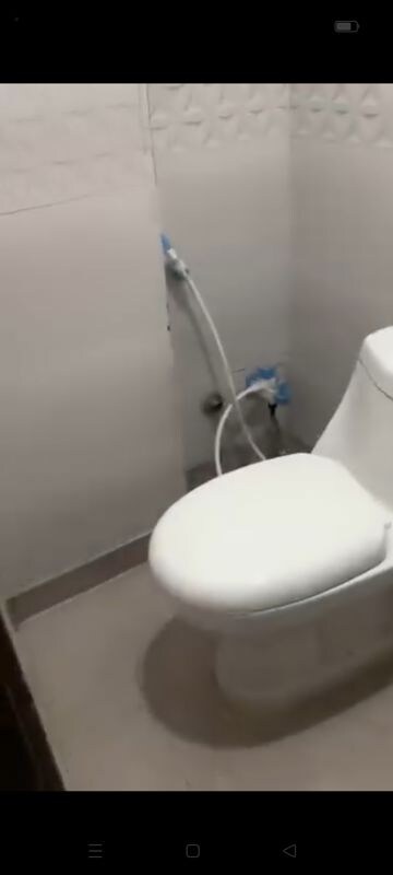 Bathroom in 2 BHK Builder Floor at RWA Apartments Sector 45, Sector 45 – for Rent