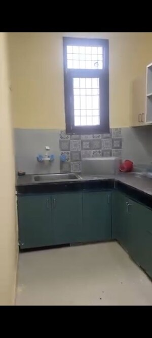 Kitchen in 2 BHK Builder Floor at RWA Apartments Sector 45, Sector 45 – for Rent