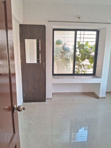 Room in 2 BHK Apartment at JD Crystals, Lohgaon – for Rent