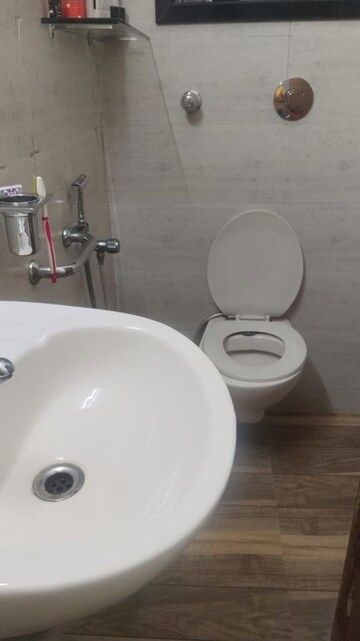 Bathroom in 4 BHK Apartment at Shah & Chheda Mahavir Ornate, Kopar Khairane – for Rent