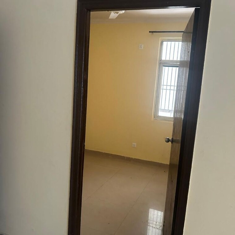 Room, scc-sapphire 1.5 Bedroom 568 Sq.Ft. Apartment In Raj Nagar Extension Ghaziabad 9848701