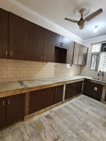 Kitchen in 1 BHK Builder Floor at Ansal Sushant Lok I, Sector 43 – for Rent