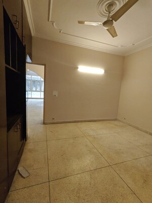 1 BHK Builder Floor For Rent in Ansal Sushant Lok I, Sector 43