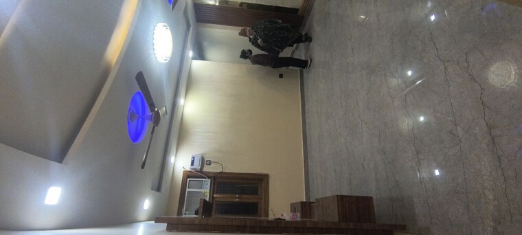 Room, panchsheel vihar 3 Bedroom 990 Sq.Ft. Builder Floor In Panchsheel Vihar Delhi 9848707