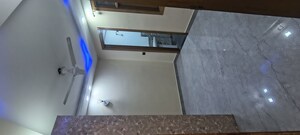 Room in 3 BHK Builder Floor at Panchsheel Vihar – for Rent
