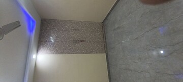 Room in 3 BHK Builder Floor at Panchsheel Vihar – for Rent