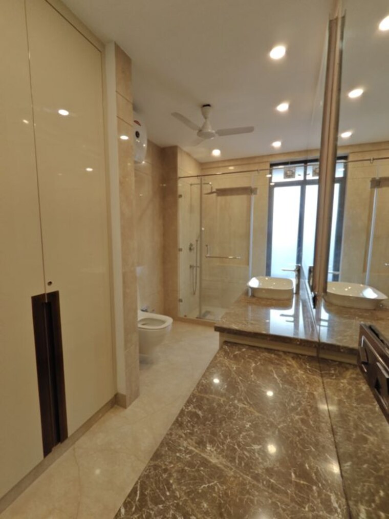 Kitchen, gupta-awas 3 Bedroom 215 Sq.Yd. Builder Floor In Sector 43 Gurgaon 9848719