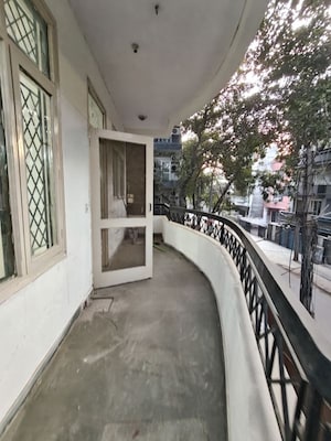 Balcony in 2.5 BHK Builder Floor at Ansal Sushant Apartments, Sushant Lok I – for Rent