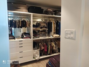 Furnished Amenities in 3 BHK Apartment at KM Mid Summer CHS, Santacruz West – for Rent