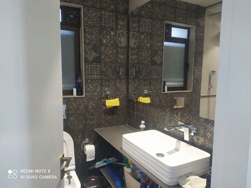 Master Bedroom in 3 BHK Apartment at KM Mid Summer CHS, Santacruz West – for Rent