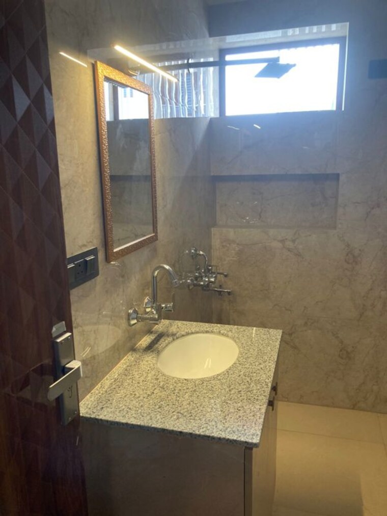 Bathroom, indraprastha colony 3 Bedroom 2250 Sq.Ft. Builder Floor In Indraprastha Colony Faridabad 9848751