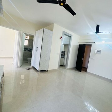 Team Area in 2 BHK Apartment at Signature Global Prime, Sector 63a – for Rent