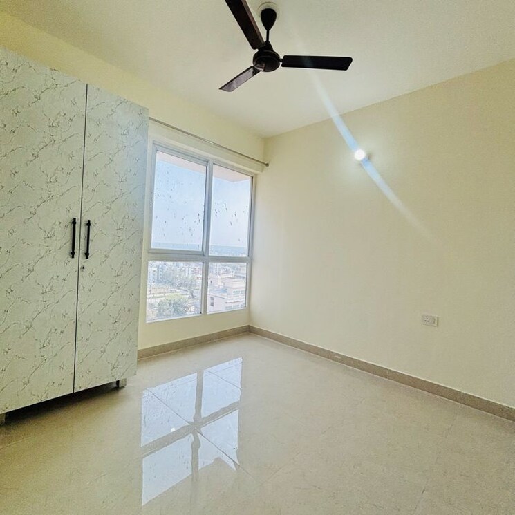 Room, signature-global-prime 2 Bedroom 573 Sq.Ft. Apartment In Sector 63a Gurgaon 9848752