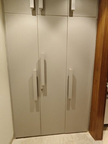 Furnished Amenities in 4 BHK Builder Floor at Ansal Sushant Floors, Sushant Lok ii – for Rent