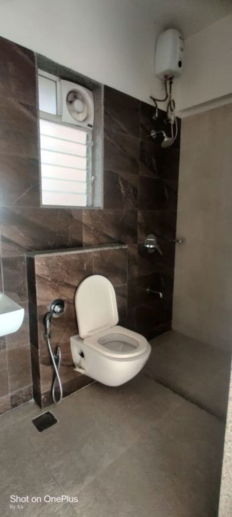 Bathroom, nahar-cayenne 2 Bedroom 742 Sq.Ft. Apartment In Powai Mumbai 9848827