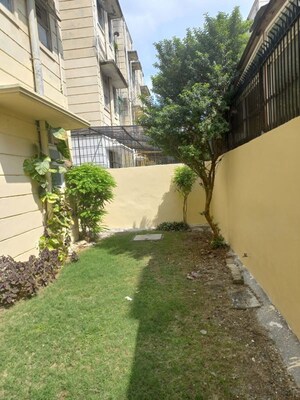 Balcony in 3 BHK Builder Floor at Unitech South City II, Sector 50 – for Rent
