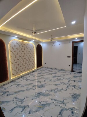 Bedroom in 2 BHK Builder Floor at Gms Road – for Sale