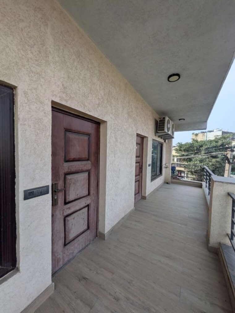 Balcony, sector 57 3 Bedroom 2250 Sq.Ft. Builder Floor In Sector 57 Gurgaon 9848897