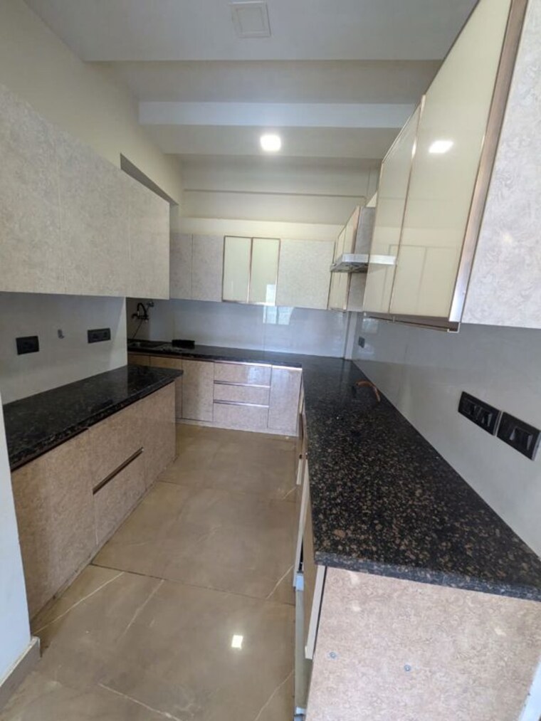 Kitchen, sector 57 3 Bedroom 2250 Sq.Ft. Builder Floor In Sector 57 Gurgaon 9848897