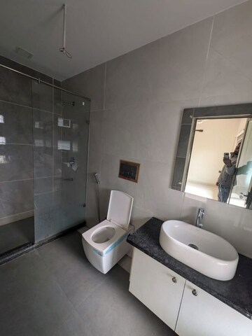 Attached Bathroom in 3 BHK Builder Floor at Sector 57 – for Rent
