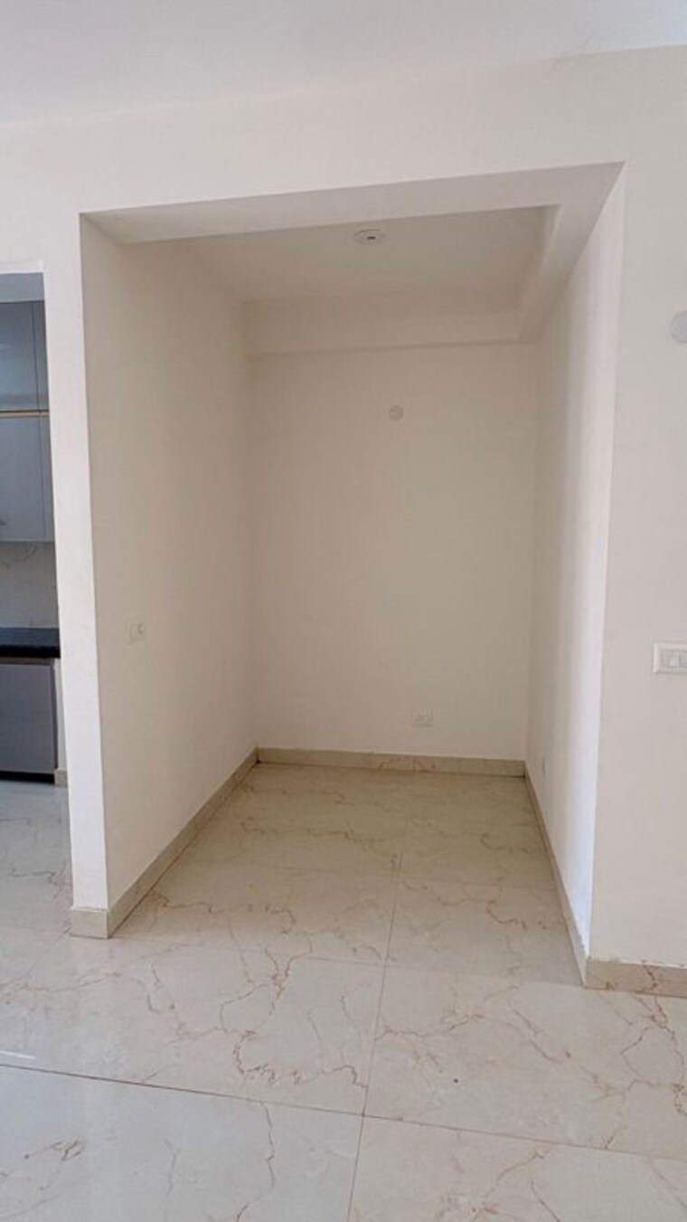 Room, smart-world-gems 2.5 Bedroom 1196 Sq.Ft. Builder Floor In Sector 89 Gurgaon 9848990