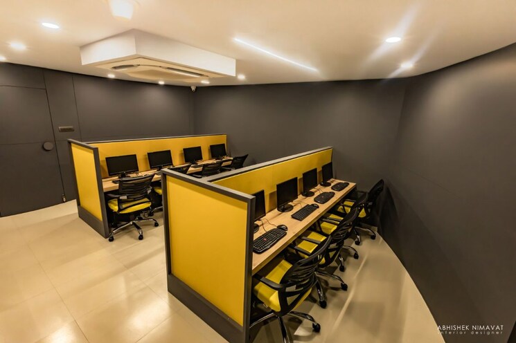 Team Area, shivalik-shilp Commercial Office Space 1255 Sq.Ft. In Sanidhya Ahmedabad 9848904