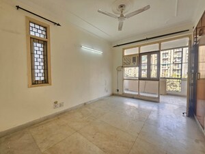 Room in 3 BHK Apartment at Bhagwanti Apartment, Sector 56 – for Rent