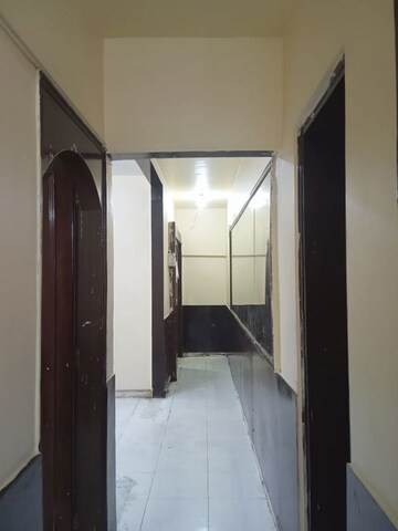 Building Lobby in 3 BHK Builder Floor at Hauz Khas – for Rent
