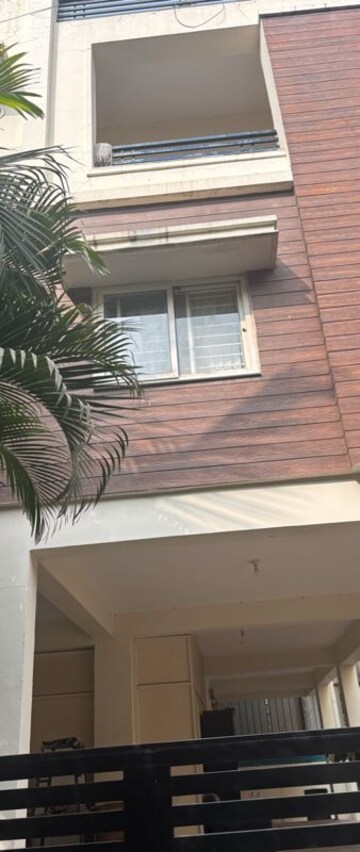 6+ BHK Independent House For Rent in Madhapur